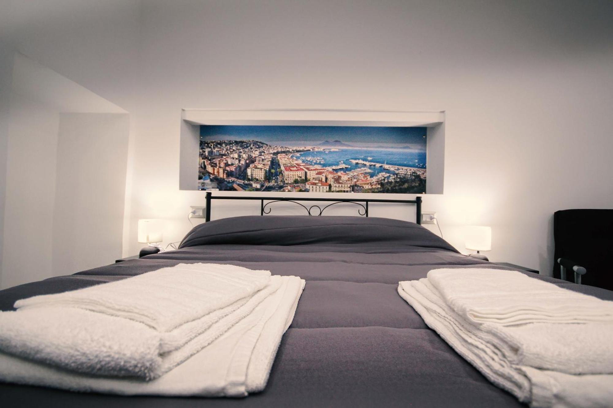 Almat Domus Apartment เนเปิลส์ ห้อง รูปภาพ