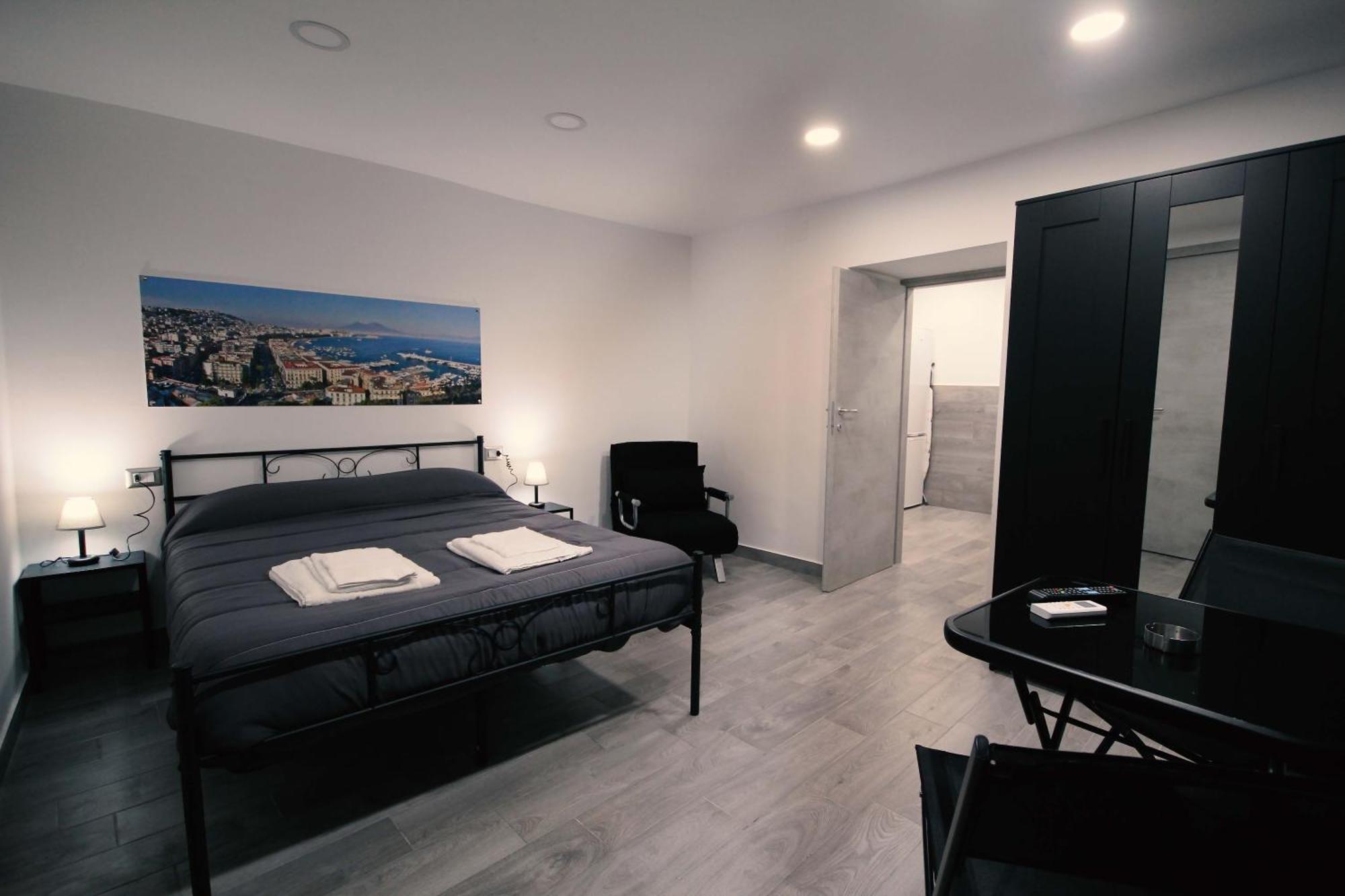 Almat Domus Apartment เนเปิลส์ ห้อง รูปภาพ